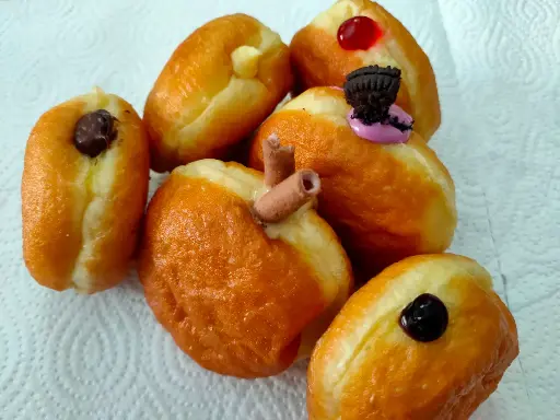 Donat Bomboloni Isi 5